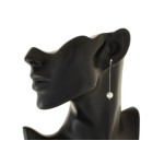 Srebrne kolczyki 925 wiszące z perełką na sztyft