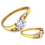 złoty pierścionek bez kamieni