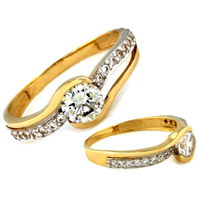 Złoty pierścionek elegancki