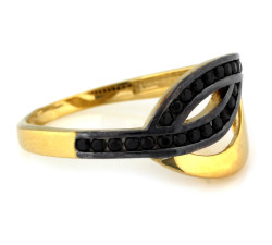 złoty pierścionek bez kamieni