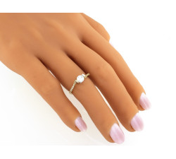 klasyczny złoty pierścionek