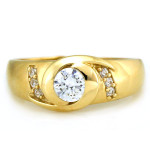 Złoty pierścionek z cyrkoniami