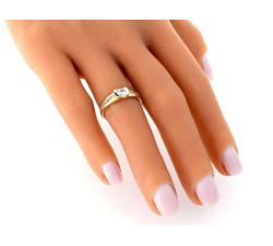 złoty pierścionek bez cyrkonii