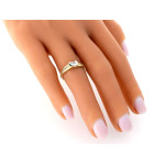 złoty pierścionek bez cyrkonii