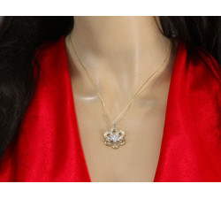 Naszyjnik ze złota 585 dwukolorowy z zawieszką kwiatkiem