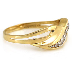 klasyczny złoty pierścionek