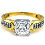 klasyczny złoty pierścionek