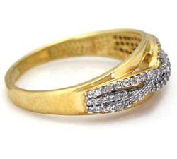 klasyczny złoty pierścionek