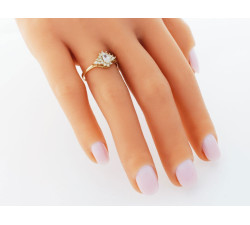 złoty pierścionek bez cyrkonii