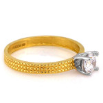 klasyczny złoty pierścionek