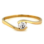 gładki złoty pierścionek