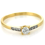 Złoty pierścionek 585  na zaręczyny