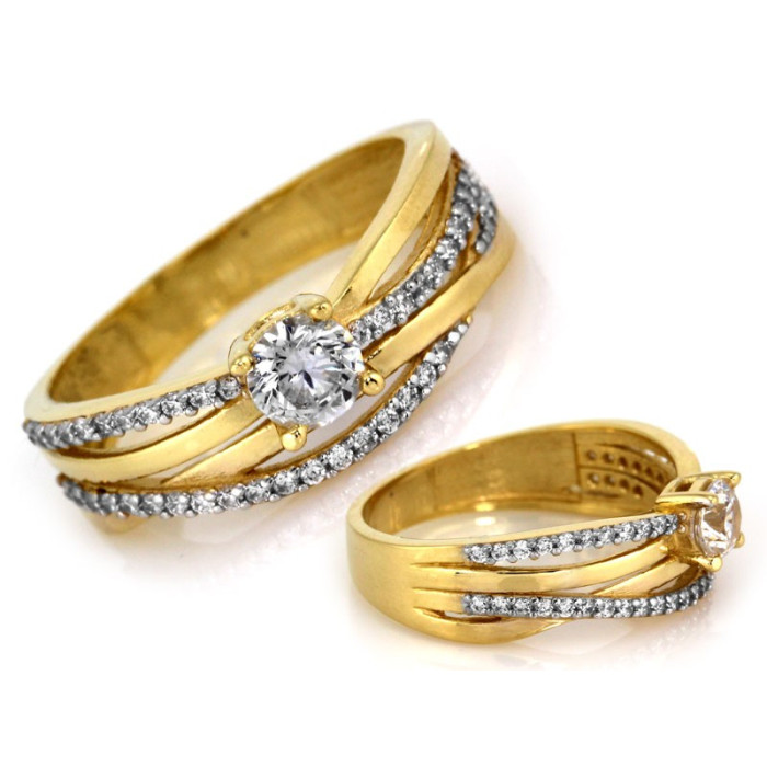 złoty pierścionek bez kamieni