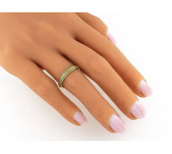 złoty pierścionek bez kamieni