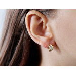 Złote kolczyki 585 kwiatek ażurowy na angielskie  zapięcie damski