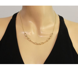 złoty naszyjnik bez kamieni