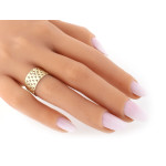 Złoty pierścionek szeroki błyszczący ażurowy