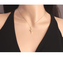 Przywieszka złoty krzyżyk 375 gładki krzyż wisiorek na łańcuszek