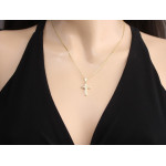 Subtelny złoty krzyżyk 375 zawieszka na łańcuszek pamiątka Chrztu Komunii Św