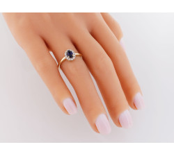 złoty pierścionek bez cyrkonii