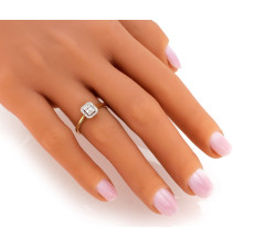 złoty pierścionek bez kamieni