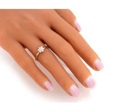 złoty pierścionek bez cyrkonii