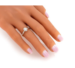 złoty pierścionek bez kamieni