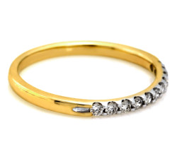 złoty pierścionek bez kamieni