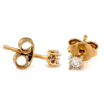 Złote kolczyki 585 na sztyfcie z małym brylantem wyjątkowo delikatne i eleganckie