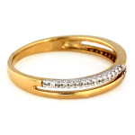 złoty pierścionek bez kamieni