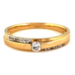 gładki złoty pierścionek