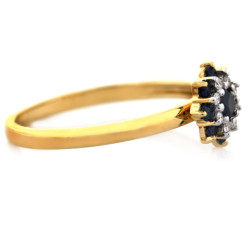 złoty pierścionek bez kamieni