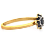 złoty pierścionek bez kamieni