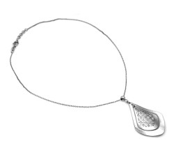 Srebrny naszyjnik próby 925 z finezyjną, ażurową kroplą