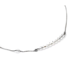 Stylowy naszyjnik srebrny 925 z ozdobami z białych cyrkonii w eleganckim designie