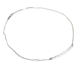 Stylowy naszyjnik srebrny 925 z ozdobami z białych cyrkonii w eleganckim designie