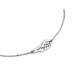 Elegancki naszyjnik srebrny 925 typu celebrytka z ażurowym motywem skrzydła