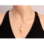 Pozłacany srebrny naszyjnik 925 ze skręcanym wisiorkiem