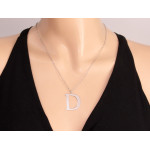 Modny naszyjnik srebrny z dużą literą D stylowa celebrytka