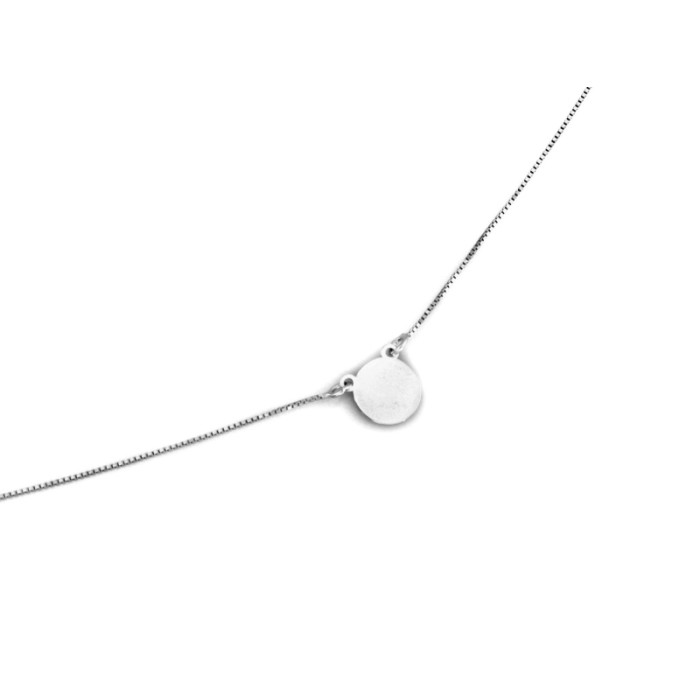 Naszyjnik srebrny 925 delikatny i klasyczny zdobiony okrągłą prostą blaszką na prezent