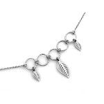 Srebrny naszyjnik 925 z obręczy i ażurowych liści na prezent