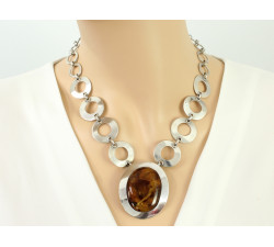 Naszyjnik srebrny 925 z brązowym dużym kamieniem o okazałym wzorze