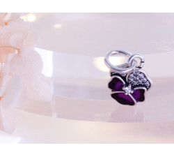 Zawieszka srebrna z cyrkoniami z fioletową emalią