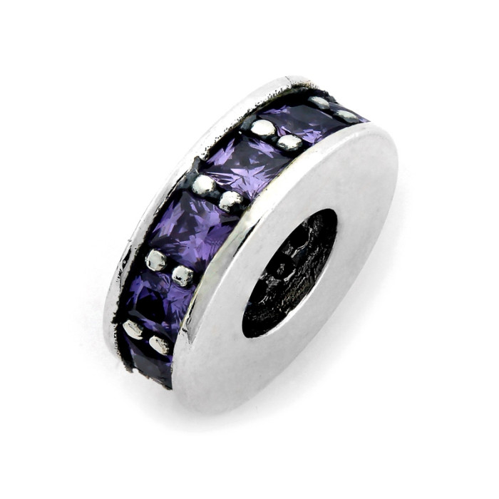 Srebrny charms delikatny subtelny z fioletowymi cyrkoniami 