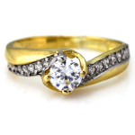 Złoty pierścionek 585 zdobiony cyrkoniami na prezent