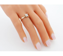 Złoty pierścionek 585 na zaręczyny z cyrkonią