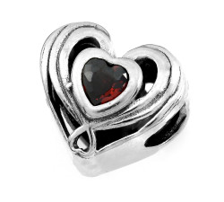 Zawieszka ze srebra 925 serduszko z czerwonym kamieniem charms