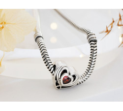 Zawieszka ze srebra 925 serduszko z czerwonym kamieniem charms