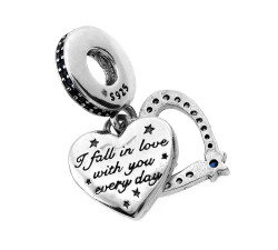 Zawieszka charms do bransoletki ze srebra 925 dwa serduszka