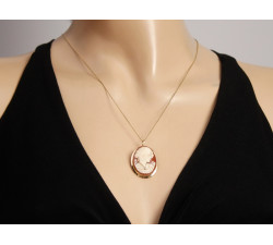 Ponadczasowa złota zawieszka broszko wisior Kamea